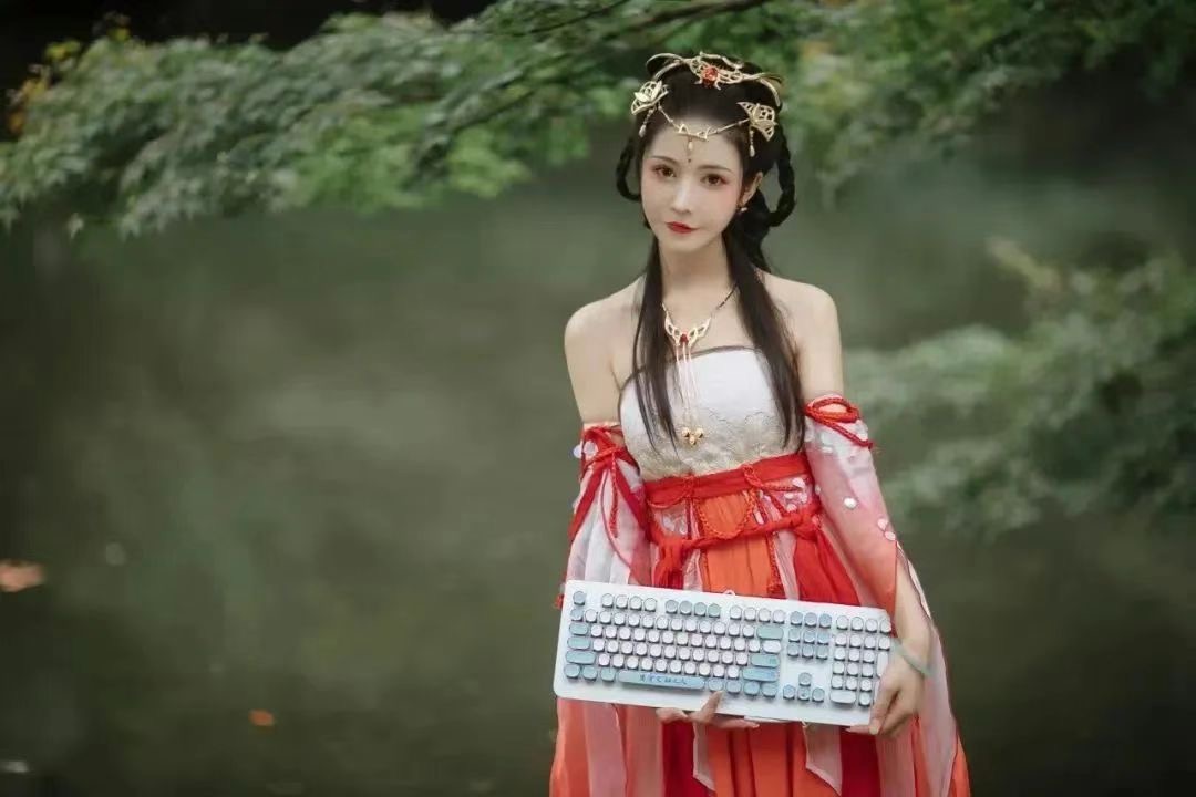 策划换婚纱猛男穿女装,超嗨的逆水寒玩家线下交流会来了